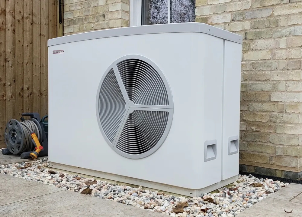 Heat pump installation for Emerson CB1