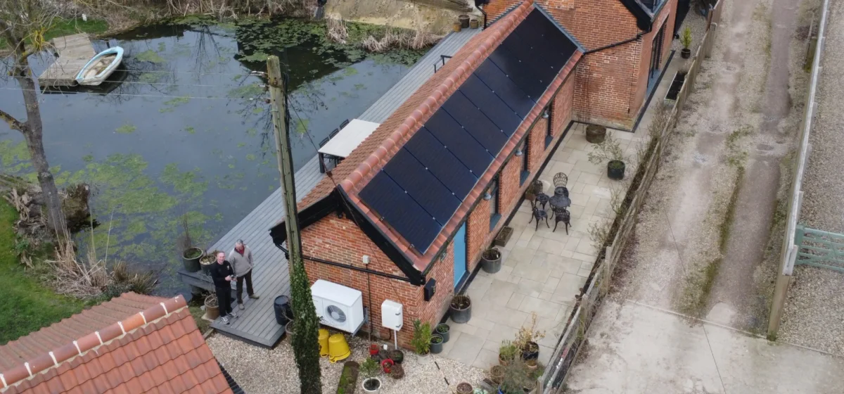 Heat pump installation for Aldred IP8